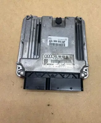 Audi A4 S4 B8 8K Engine control unit/module 03L906019AL 03L906022NP 0281016141