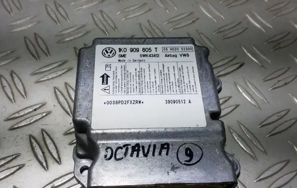 Skoda Octavia Mk2 (1Z) Airbag control unit/module 1K0909605T 5WK43412