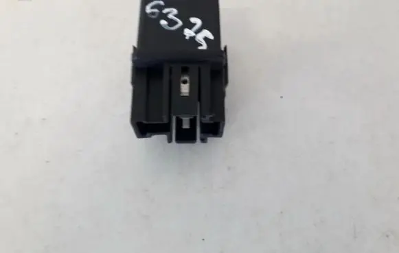 Mitsubishi Carisma Other relay MB953381 MB23134-B52-X240