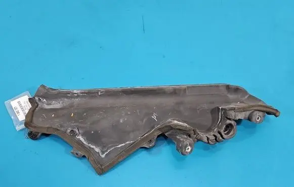 BMW X6 E71 Center/middle under tray cover 7169419 IMPRK1542121
