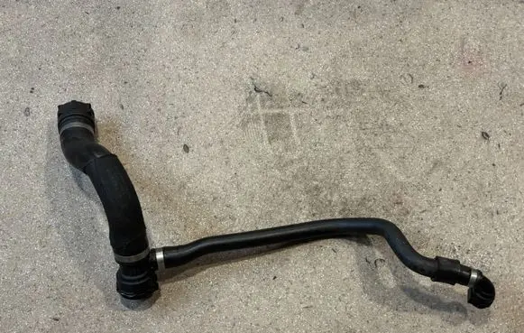 BMW M4 F82 F83 Engine coolant pipe/hose 7848501
