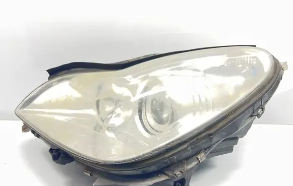 Mercedes-Benz CLS C219 Headlight/headlamp 159677
