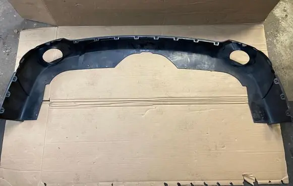 Rear bumper lower part trim