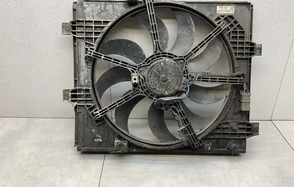 Nissan Juke I F15 Electric radiator cooling fan 214813ZU0B