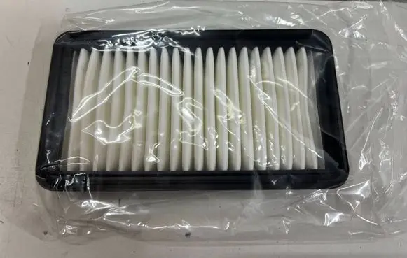 Suzuki SX4 Air filter 1378079J00