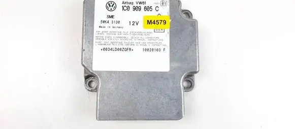 Volkswagen PASSAT B5.5 Airbag control unit/module 1C0909605C M4579