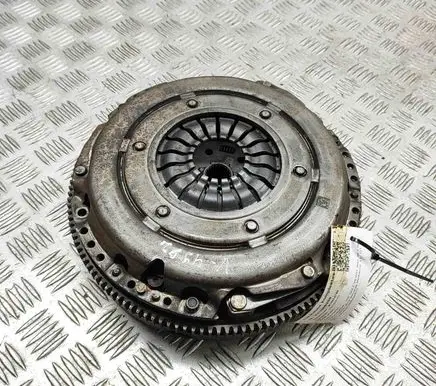 Volkswagen Golf VII Clutch set kit 201878007750 06K105266H