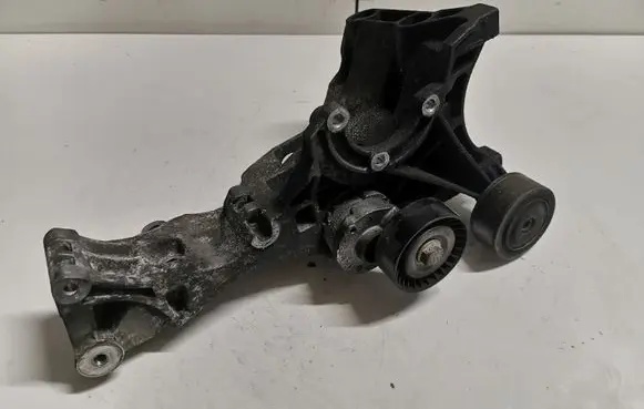 Audi A6 S6 C6 4F Generator/alternator bracket 