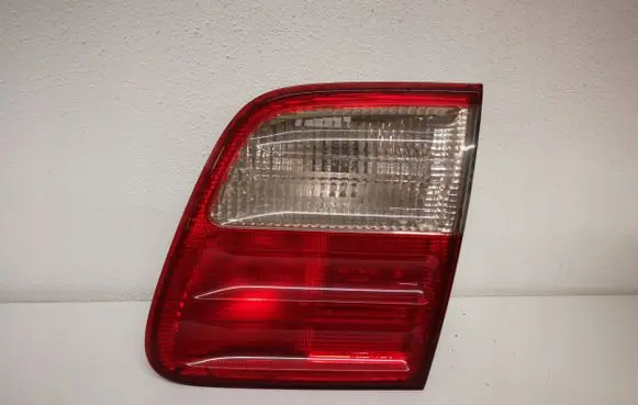 Mercedes-Benz E W210 Tailgate rear/tail lights 2108206064