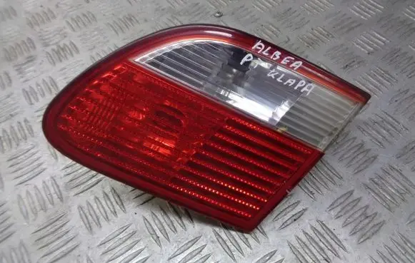 Fiat Albea Rear/tail lights