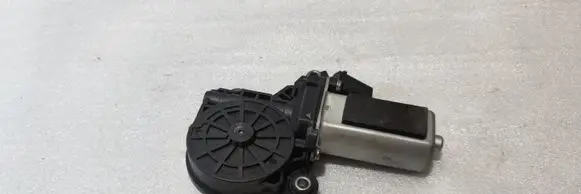 Audi A8 S8 D4 4H Rear door soft close latching motor 4F0837060