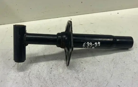 BMW 5 E39 Front bumper mounting bracket 8159359