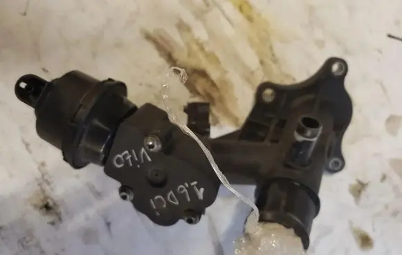 Mercedes-Benz Vito Viano W447 Engine coolant pipe/hose