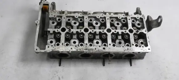 BMW 3 E92 E93 Engine head 7797678