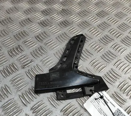 Audi A6 S6 C8 4K Front bumper mounting bracket 4K0807630