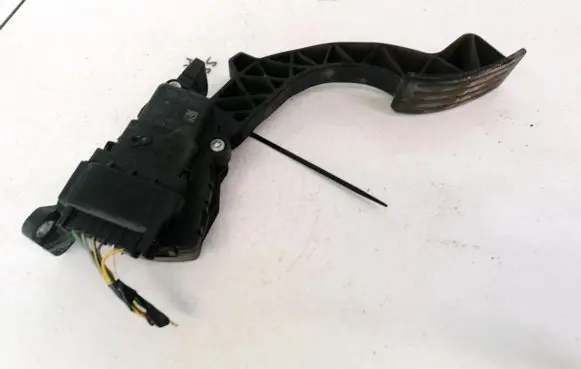 Volvo S40 Accelerator throttle pedal 6PV00864101 4M519F836AH