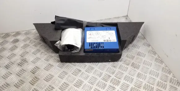 Volkswagen Touran II Tool box 8D0012615B 1K0012619 1T0805615A