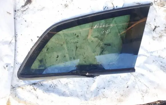 Alfa Romeo 156 Rear side window