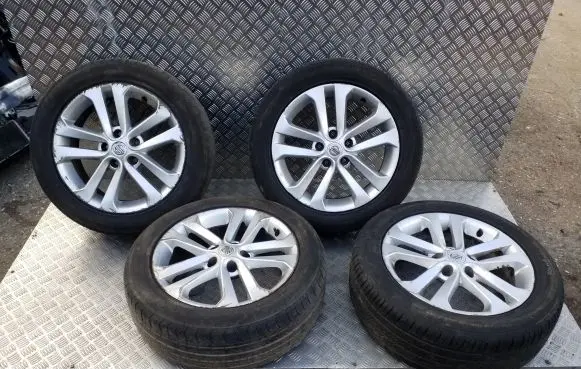 Nissan Juke I F15 R17 alloy rim 1KA2A
