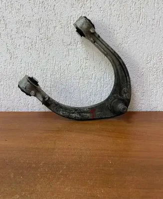 Land Rover Discovery 5 Front upper control arm/wishbone PLA3084A