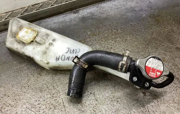 Honda Civic Coolant expansion tank/reservoir