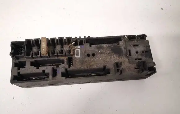 Mercedes-Benz E W210 Fuse box set A0005400372 05376120