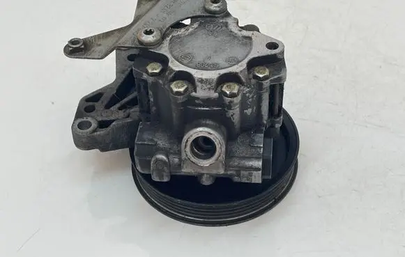 BMW X5 E53 Power steering pump 32412247599 7691340172