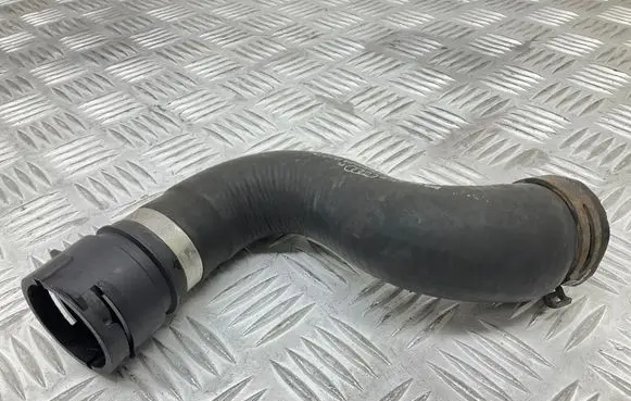 Audi A4 S4 B8 8K Engine coolant pipe/hose 8K0121101P