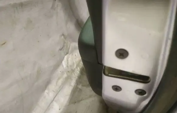 Mazda 6 Front door lock