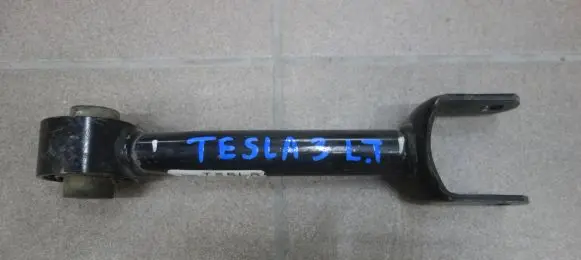 Tesla Model 3 Rear upper control arm/wishbone 104443100H Z0560