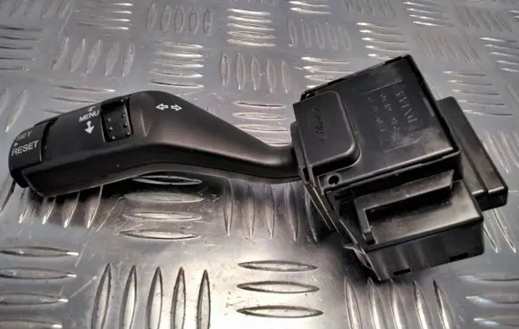 Ford Focus Indicator stalk 17D940D