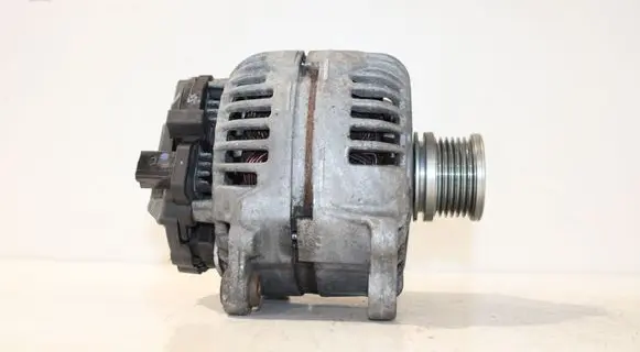Audi A4 S4 B8 8K Generator/alternator 03G903016E