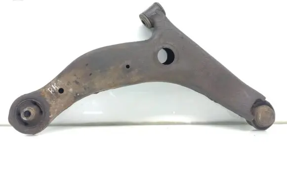 Mitsubishi Grandis Front lower control arm/wishbone