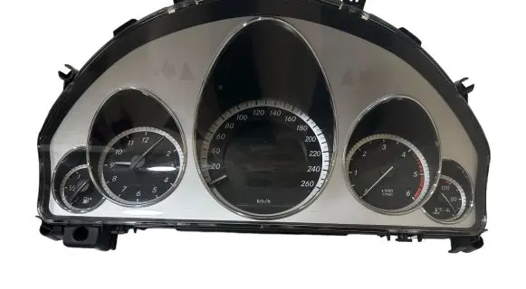 Mercedes-Benz E W212 Speedometer (instrument cluster) A2129001810 A2049024102 A2129012000