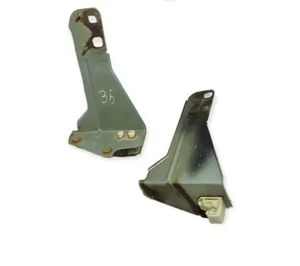 Nissan X-Trail T30 Front bumper mounting bracket