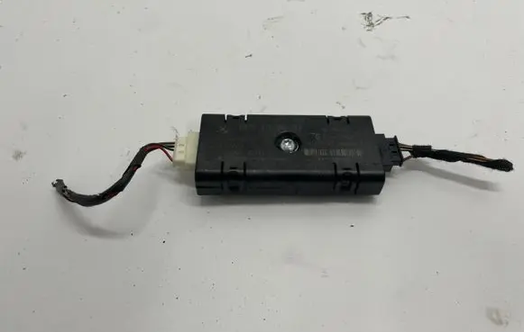 BMW 5 F10 F11 Aerial antenna filter 9199865