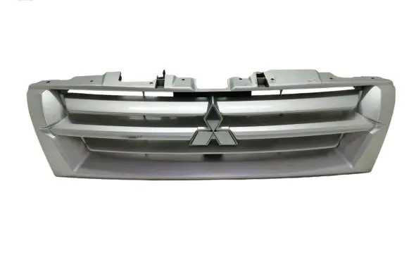Mitsubishi Pajero Front bumper upper radiator grill MR387981