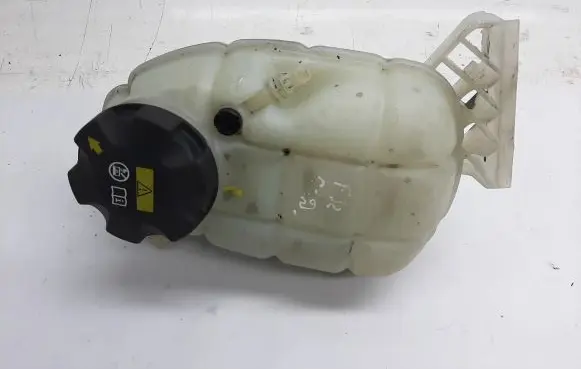 BMW 4 F32 F33 Coolant expansion tank/reservoir 7642160