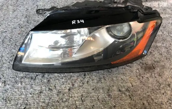 Audi A4 S4 B5 8D Headlight/headlamp