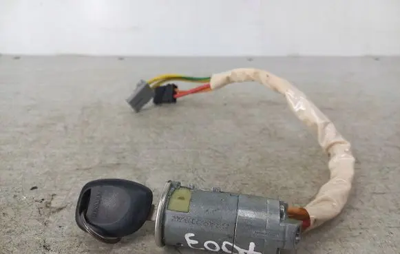 Renault Kangoo I Ignition lock 309266C
