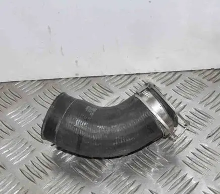 Volkswagen PASSAT B6 Intercooler hose/pipe 1K0145828C