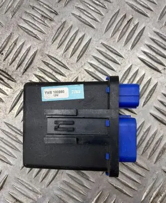 Land Rover Freelander Coolant fan relay YWB100980