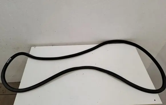 Audi A4 S4 B8 8K Front door rubber seal 8K0831721E