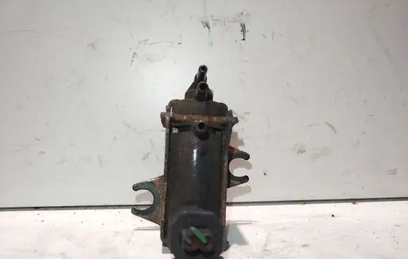 Vacuum valve