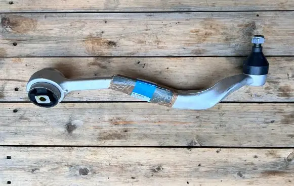 BMW 5 E39 Front control arm 95095822 31121092023 31121141717