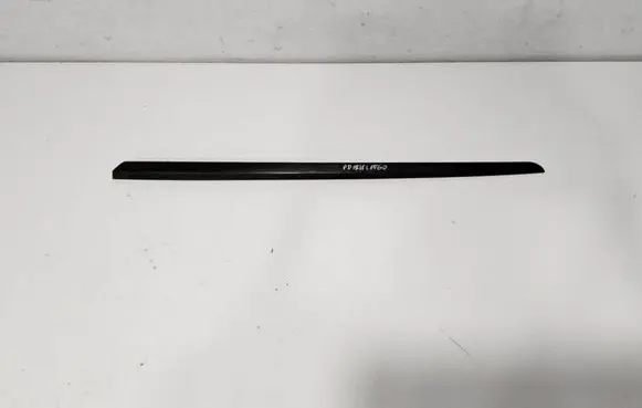 Porsche Cayenne (9Y0 9Y3) Windshield trim 9Y0854328 9Y0854328A 9Y0854328A9B9