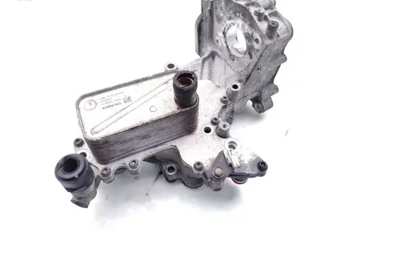 Opel Insignia B Oil filter mounting bracket 55495019 201608240214
