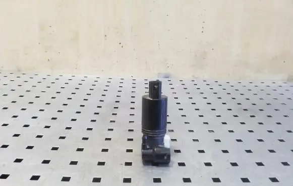 Windscreen/windshield washer pump