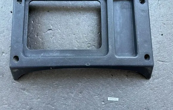 Mitsubishi Pajero Other dashboard part MB521110