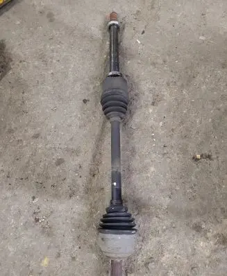 Renault Latitude (L70) Front driveshaft